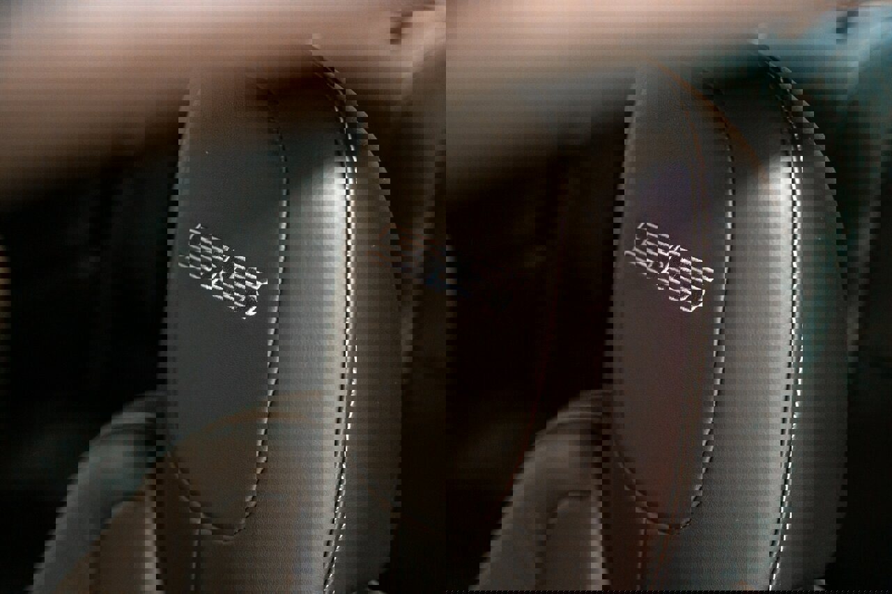 Used 2011 Chevrolet Camaro SS image 19