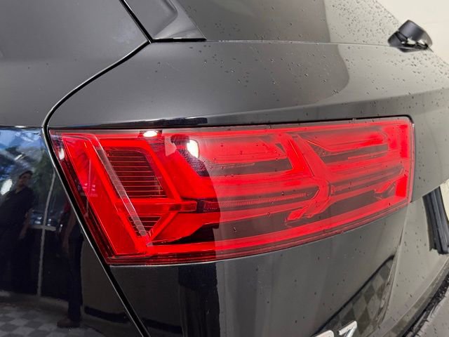 Used 2019 Audi Q7 3.0T Prestige image 9
