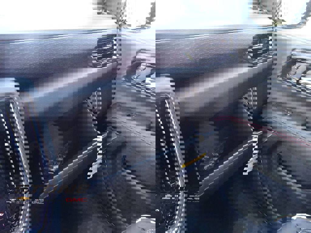 New 2026 GMC Yukon AT4 Ultimate image 29