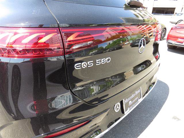 Certified 2023 Mercedes-Benz EQS 580 4MATIC SUV image 32