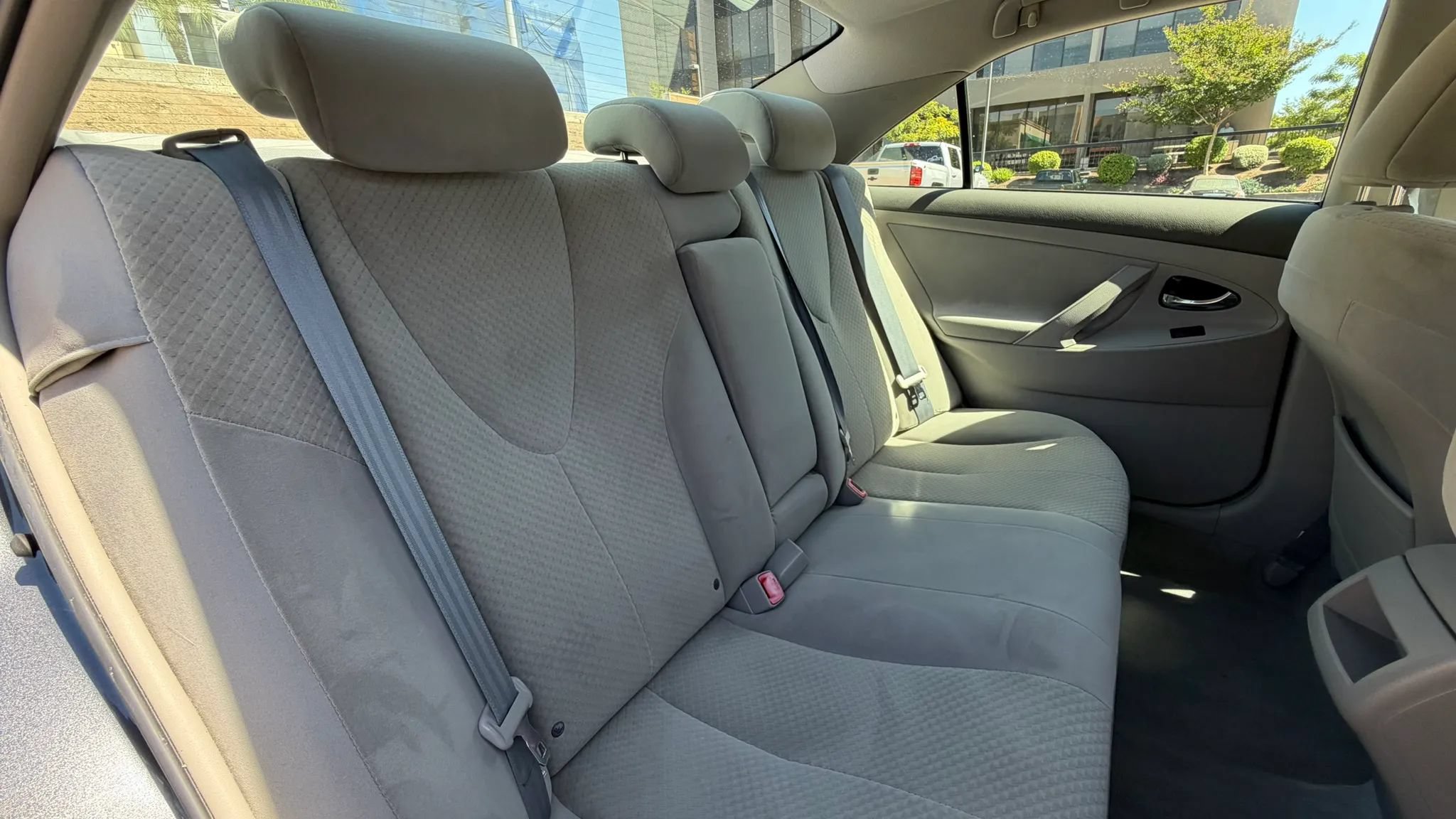 Used 2007 Toyota Camry LE FWD image 18