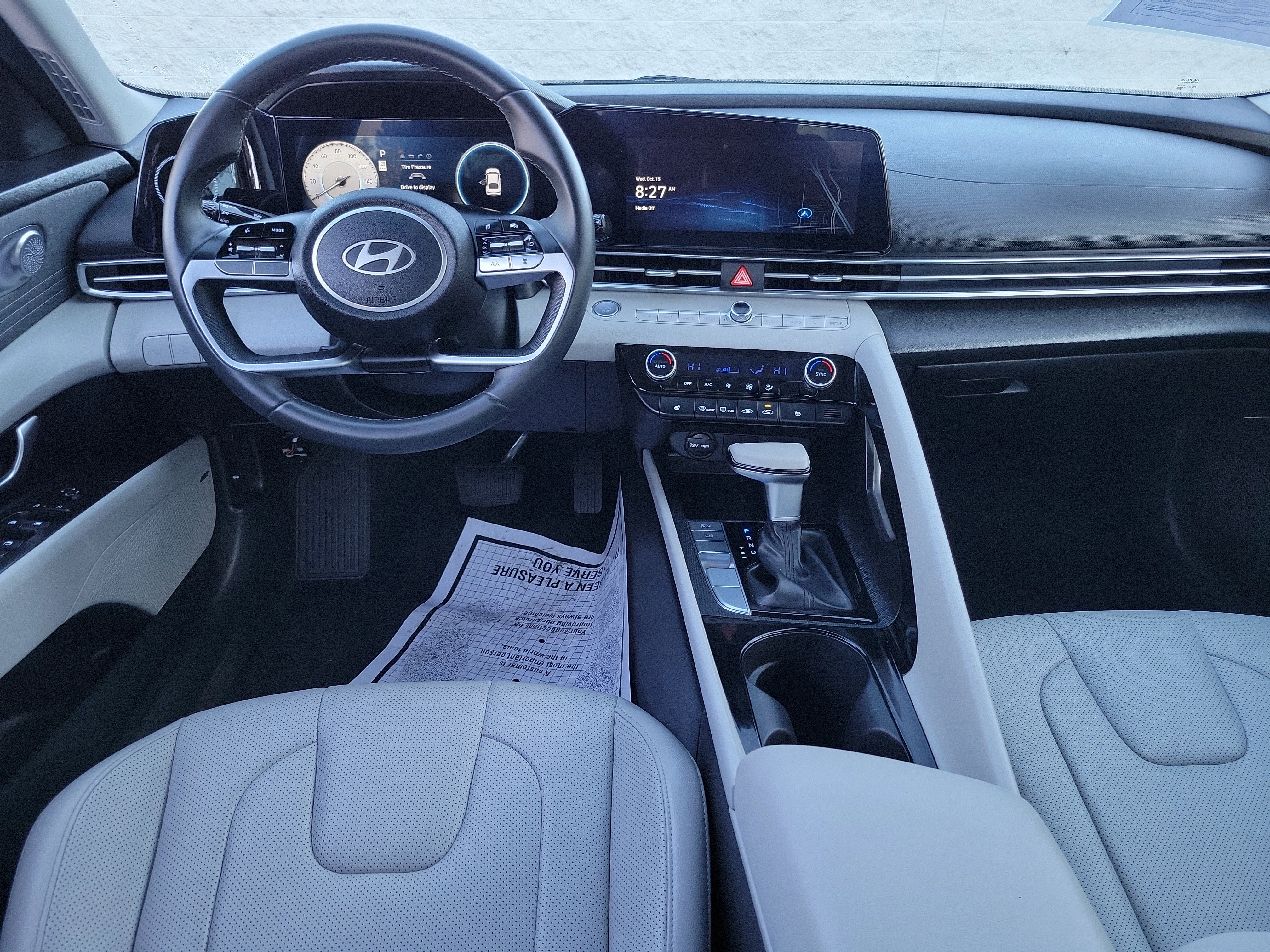 Certified 2025 Hyundai Elantra Limited image 6