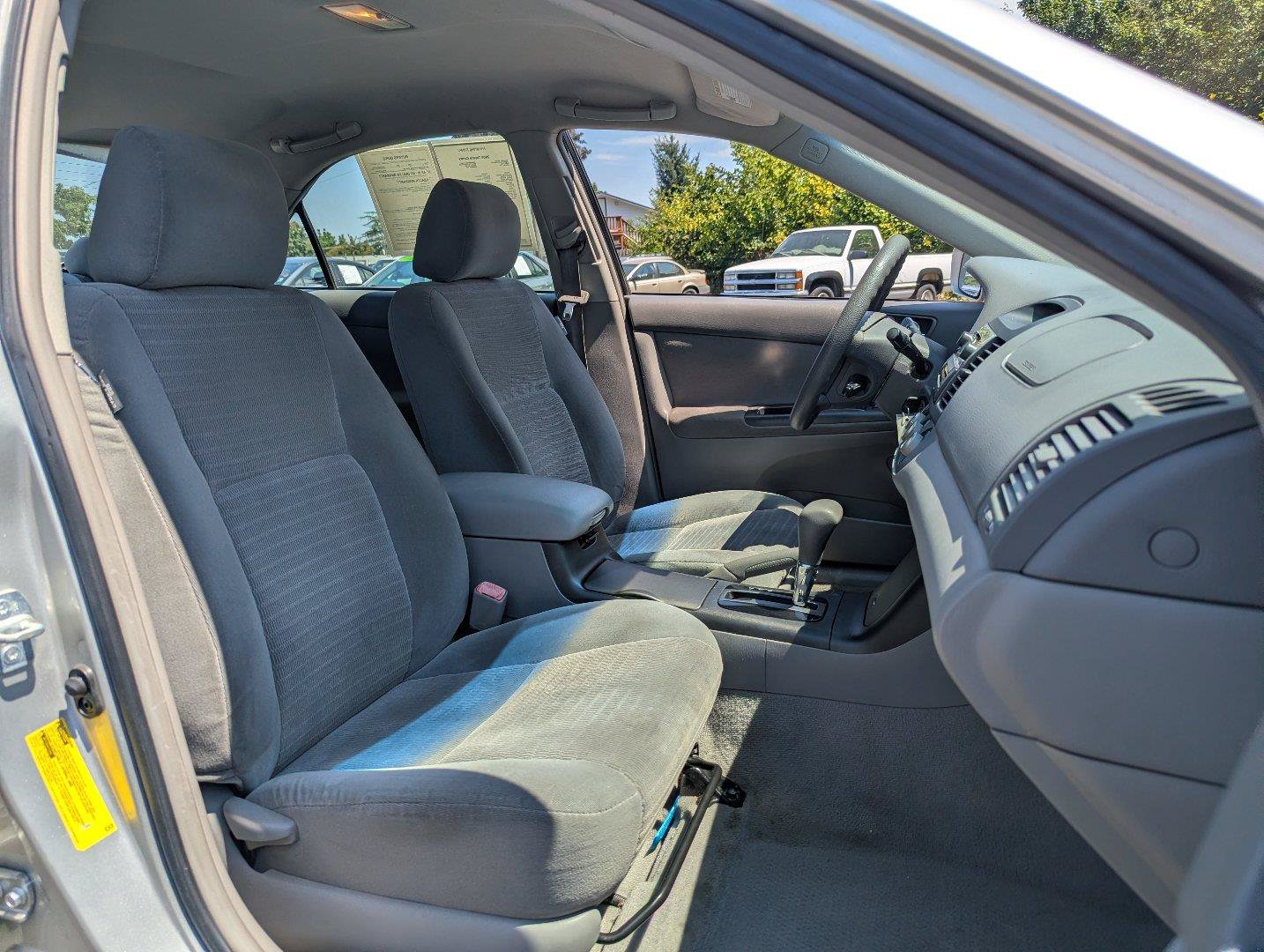 Used 2006 Toyota Camry LE FWD image 29