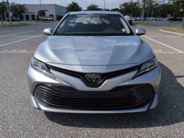 Used 2018 Toyota Camry LE FWD image 9