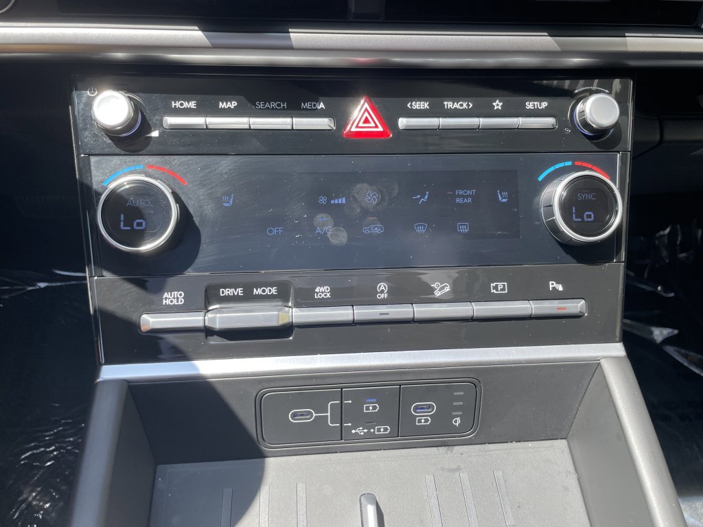 Used 2024 Hyundai Santa Fe XRT image 44