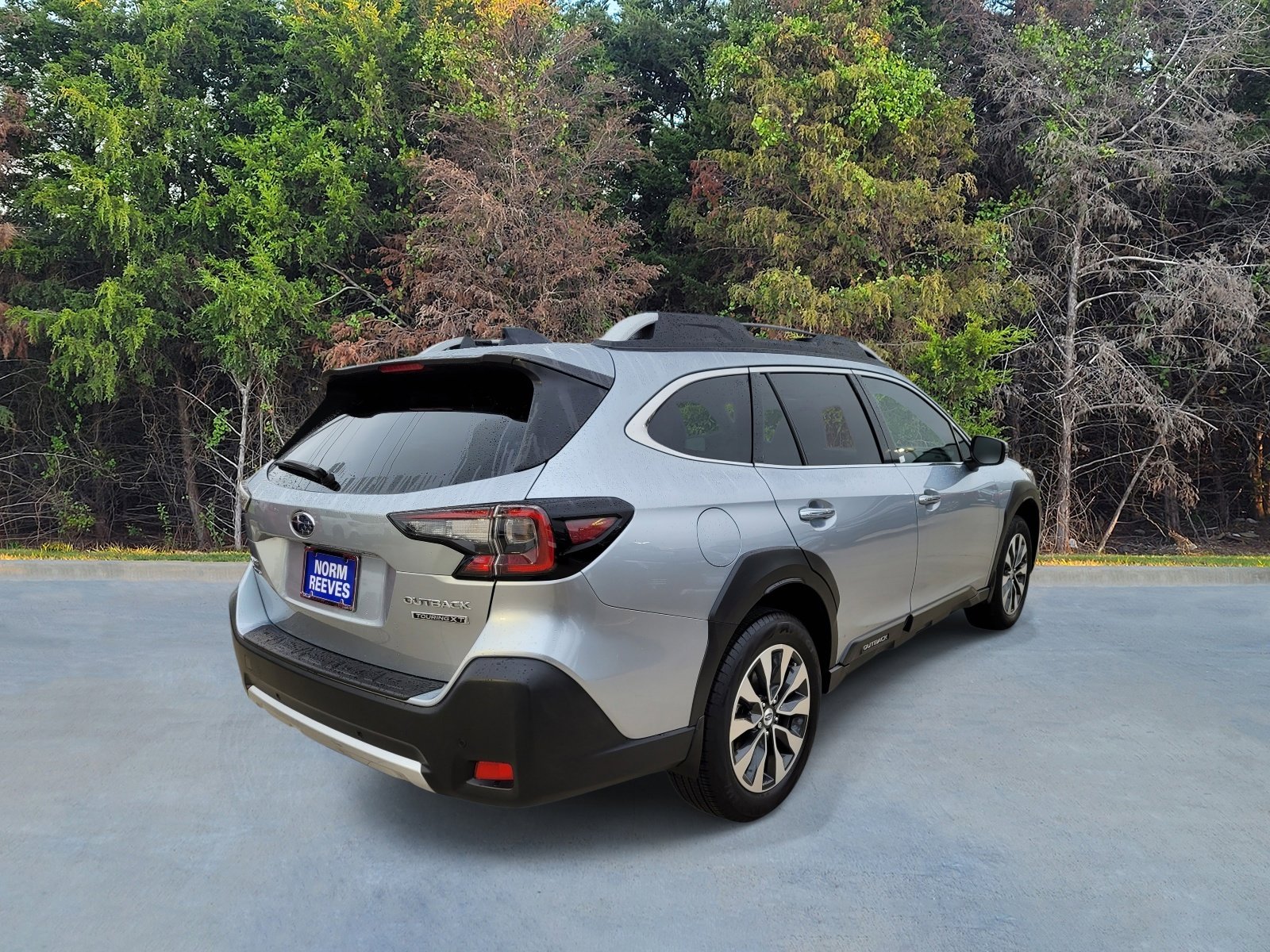 Certified 2025 Subaru Outback Touring XT AWD/4WD image 17