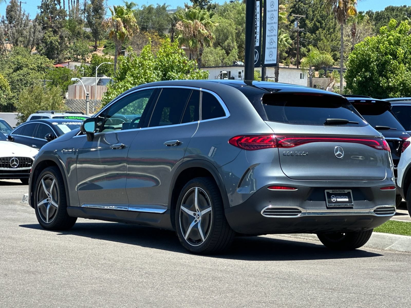 Used 2023 Mercedes-Benz EQE 350+ SUV image 5