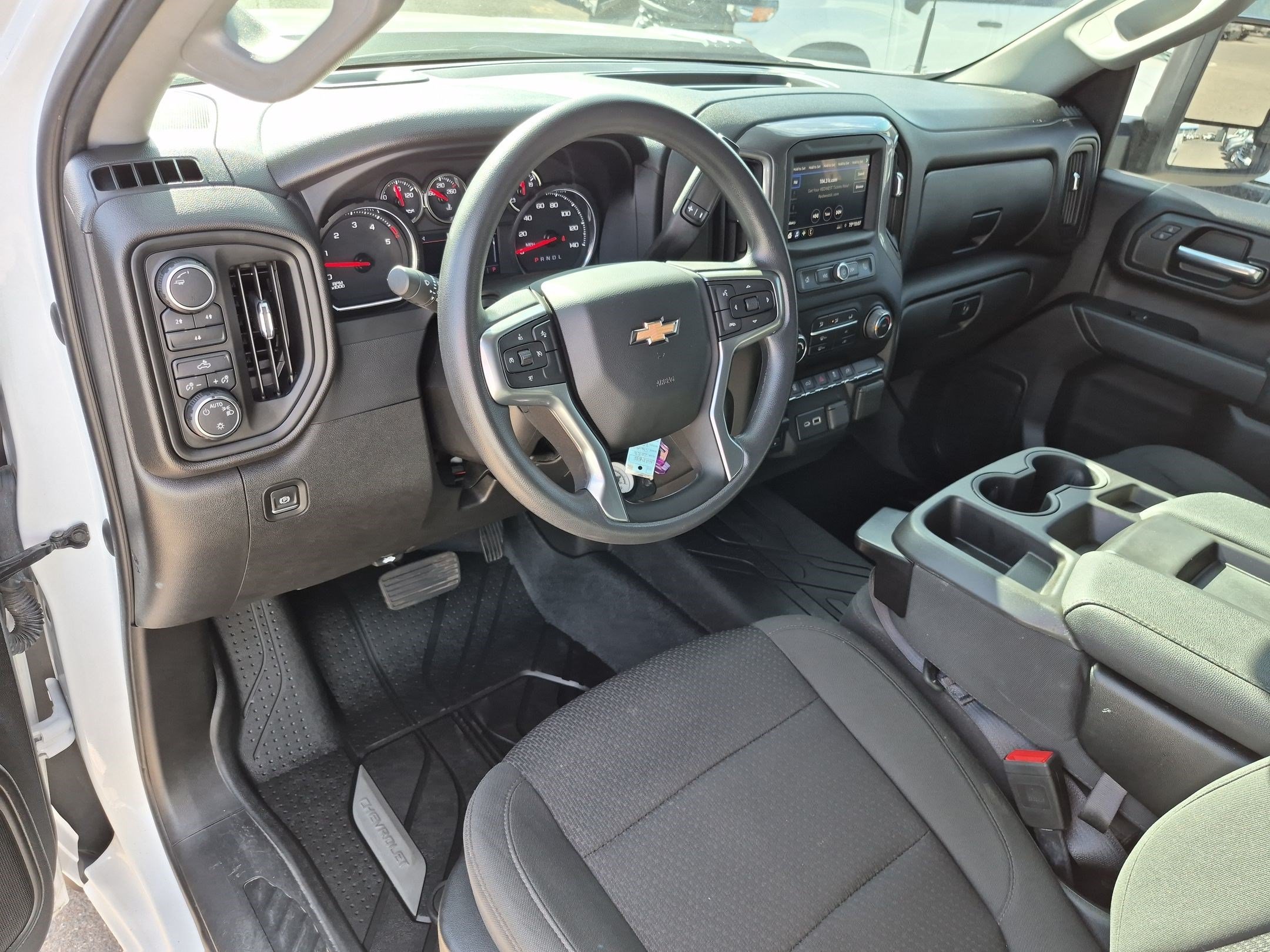Used 2022 Chevrolet Silverado 2500 Custom w/ Gooseneck/5TH Wheel Package AWD/4WD image 14