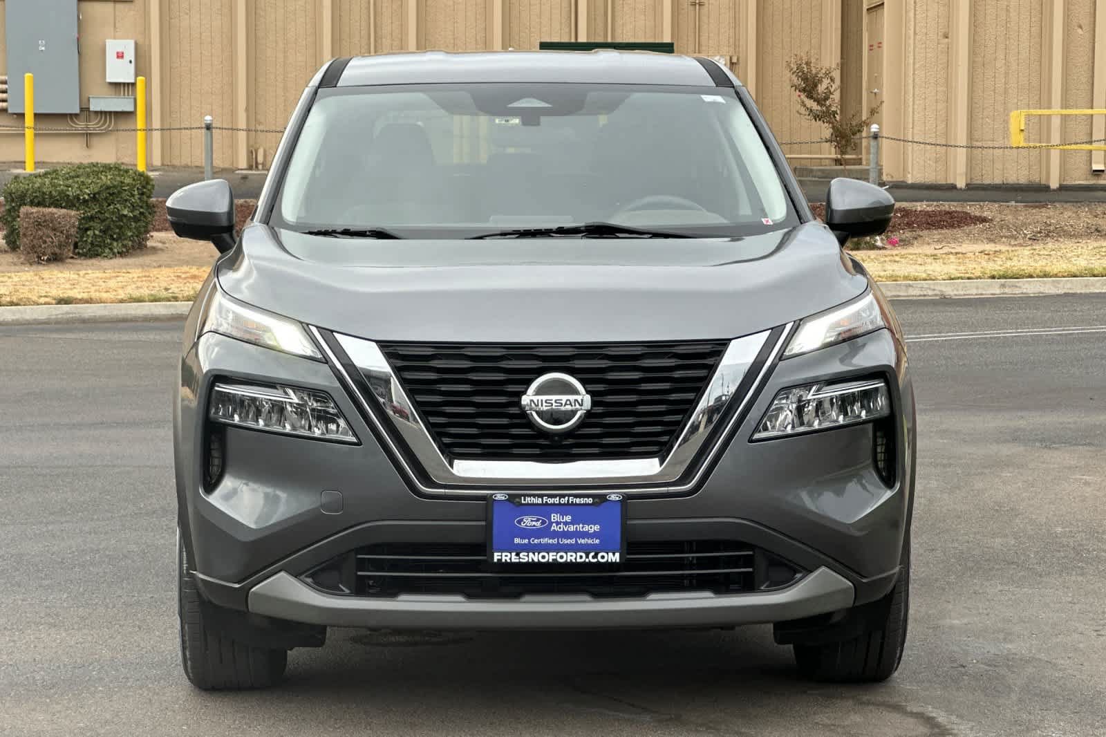 Used 2021 Nissan Rogue SV FWD image 11