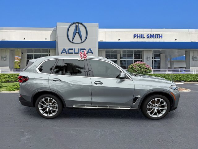 Used 2026 BMW X5 xDrive40i AWD/4WD image 4