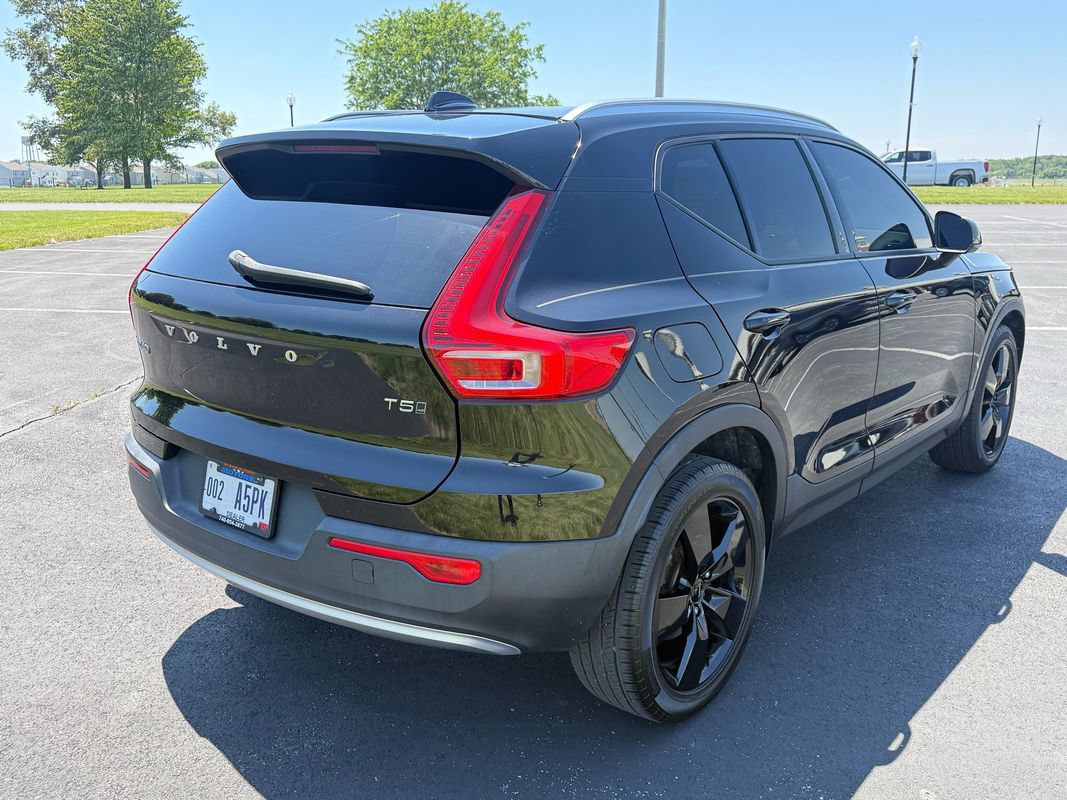 Used 2019 Volvo XC40 T5 Momentum AWD/4WD image 5