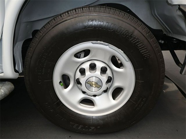 Used 2024 Chevrolet Express 2500 w/ Driver Convenience Package image 13