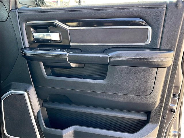 Used 2022 RAM 3500 Laramie image 12