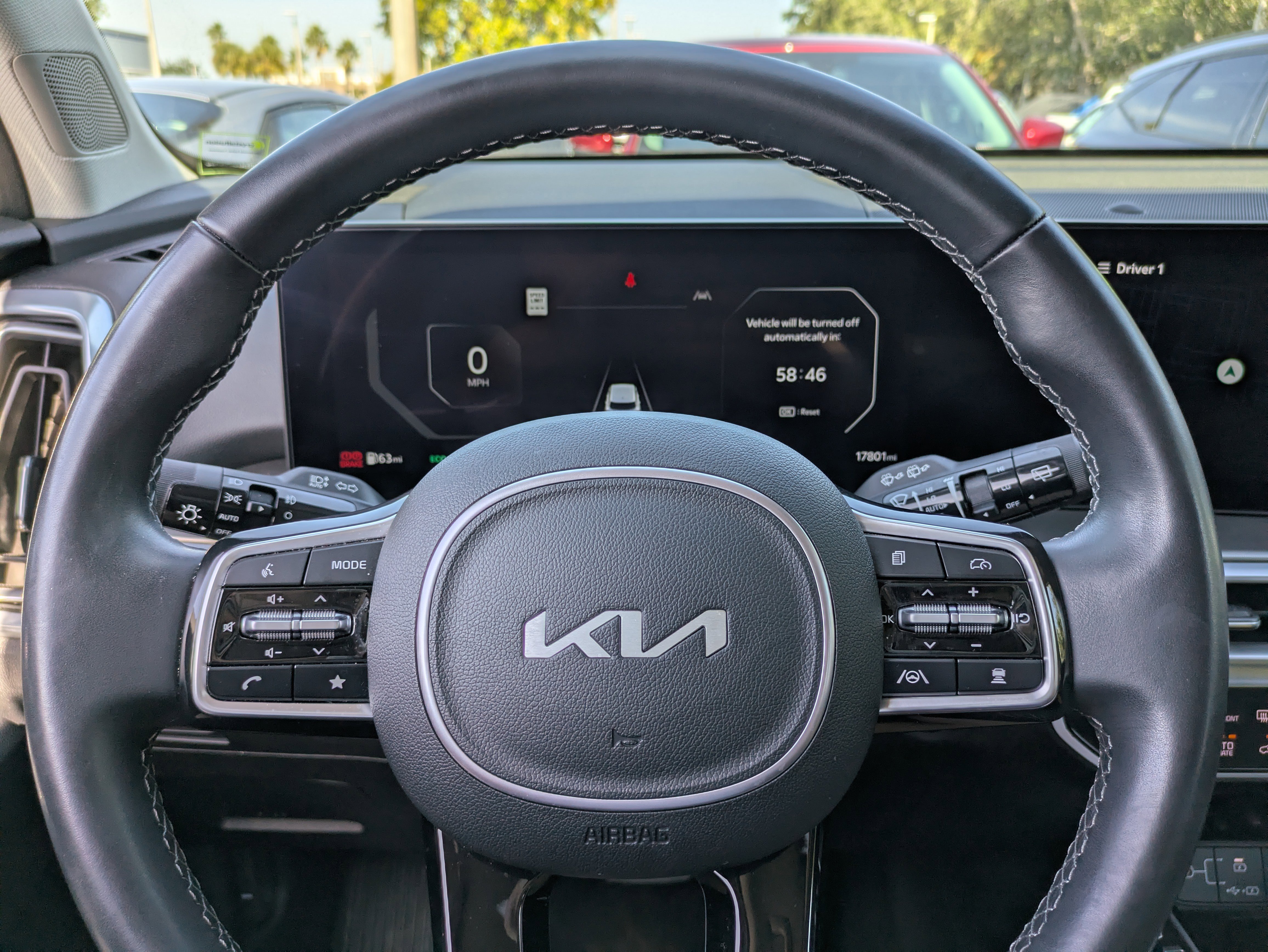 Used 2025 Kia Sorento SX image 27