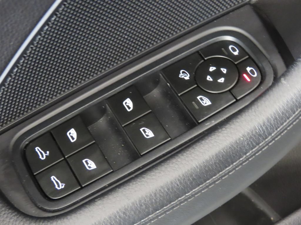 Certified 2023 Porsche Panamera RWD image 35