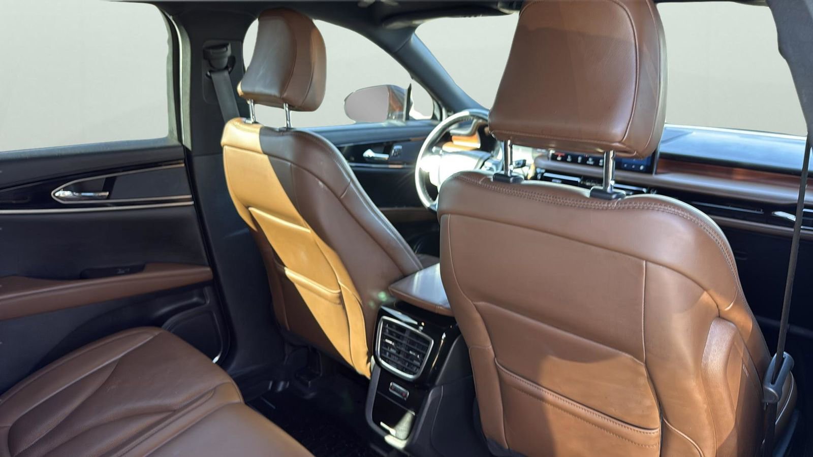 Certified 2022 Lincoln Nautilus Reserve image 29