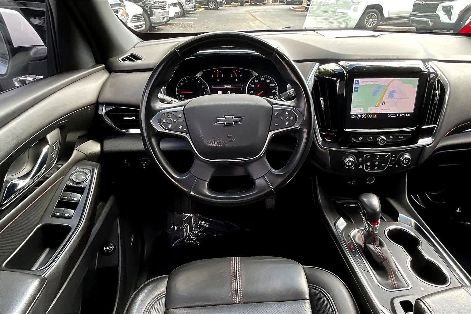 Certified 2023 Chevrolet Traverse RS FWD image 6