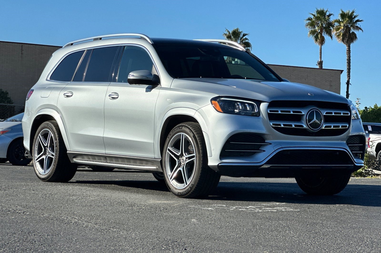 Used 2023 Mercedes-Benz GLS 450 450 image 6