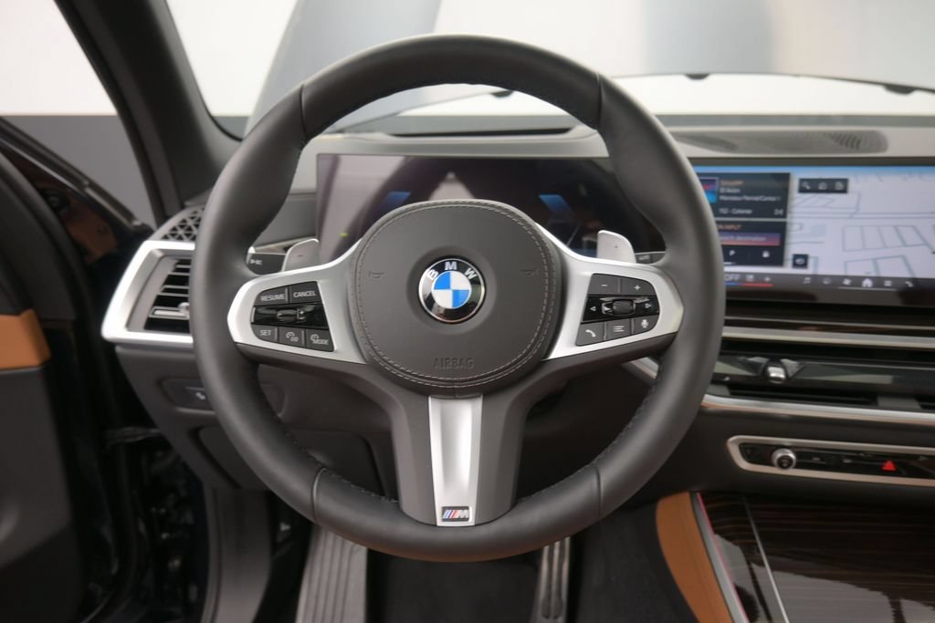New 2026 BMW X5 xDrive40i w/ M Sport Package AWD/4WD image 13