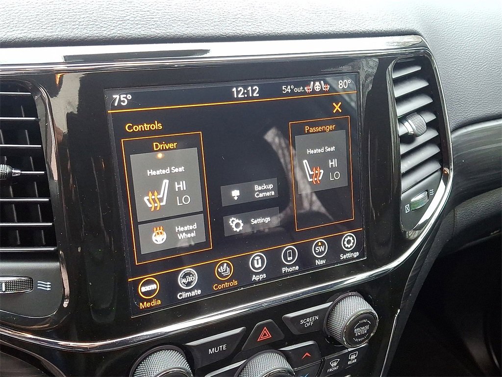 Used 2021 Jeep Grand Cherokee Laredo X image 25