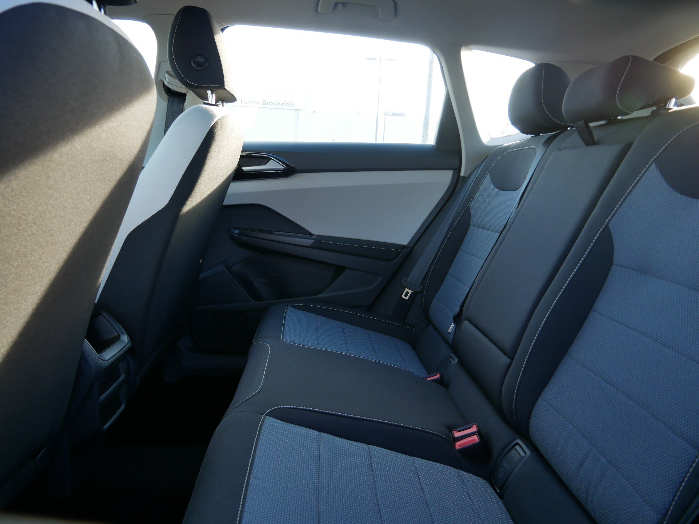 New 2026 Volkswagen Taos S image 5