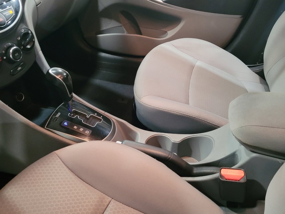 Used 2015 Hyundai Accent Sport image 26