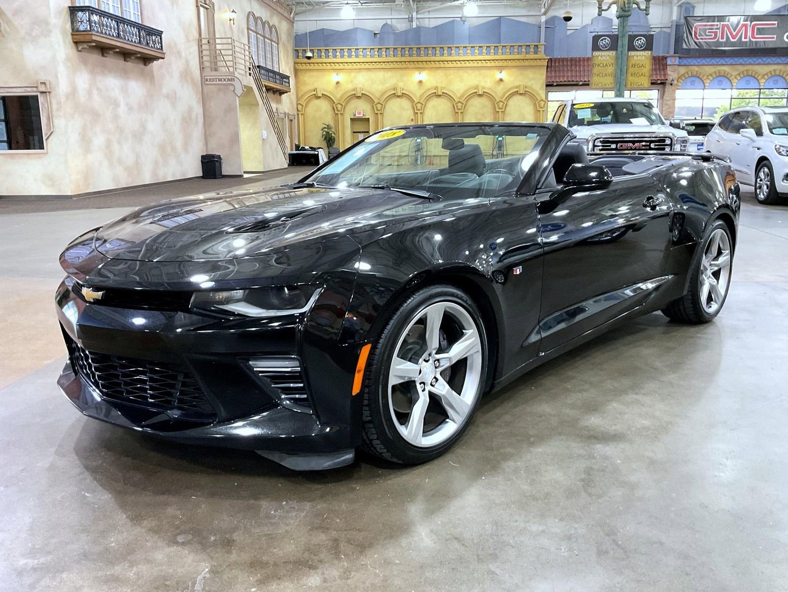 Used 2018 Chevrolet Camaro SS image 23