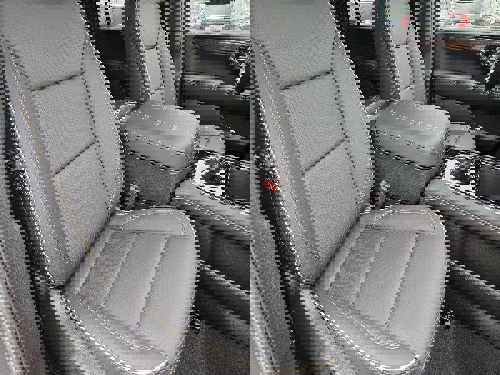 New 2026 GMC Yukon XL Elevation image 28