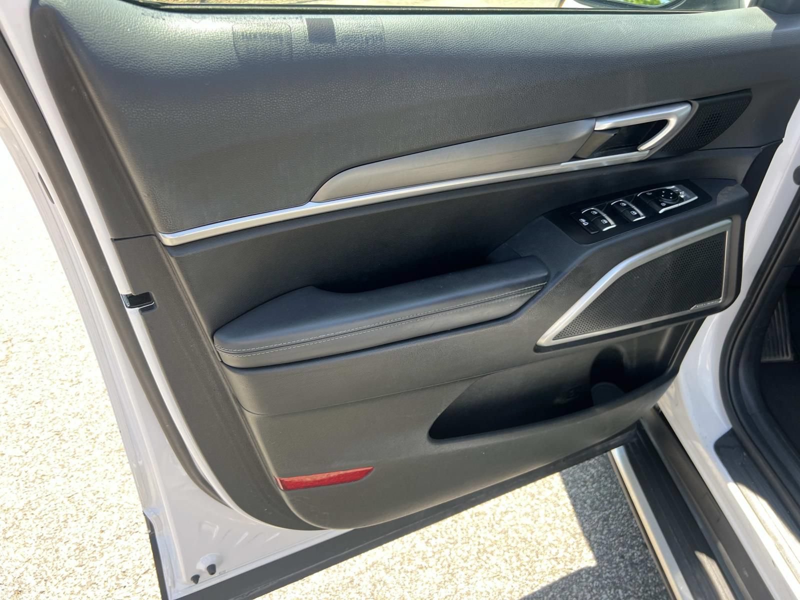 Used 2022 Kia Telluride LX AWD/4WD image 10