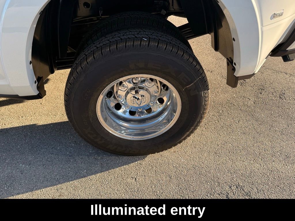 New 2026 RAM 3500 Longhorn image 38