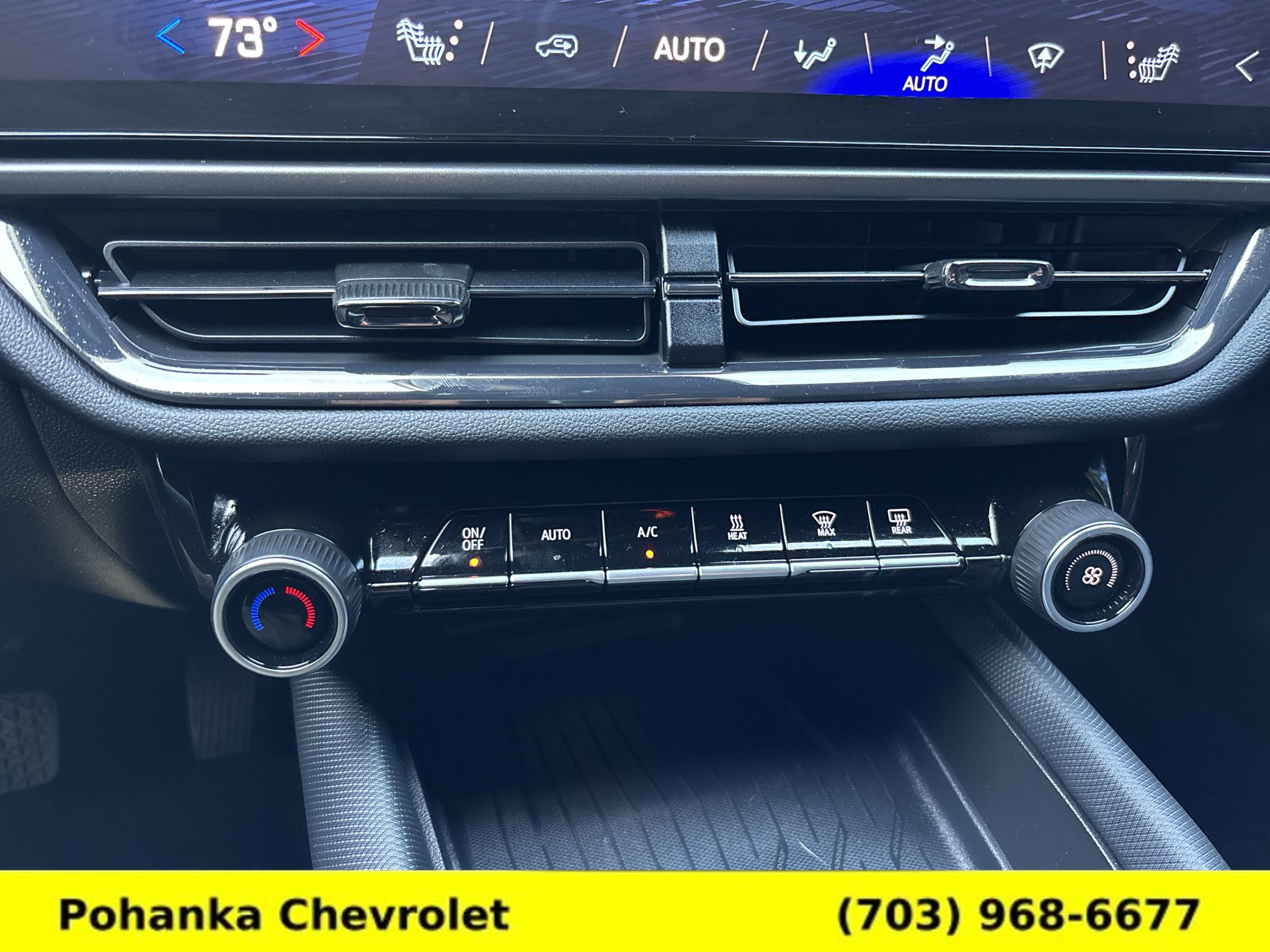 Certified 2024 Chevrolet Equinox EV RS FWD image 15