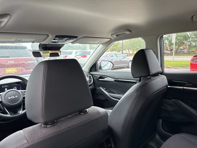 Used 2025 Kia Seltos S FWD image 20