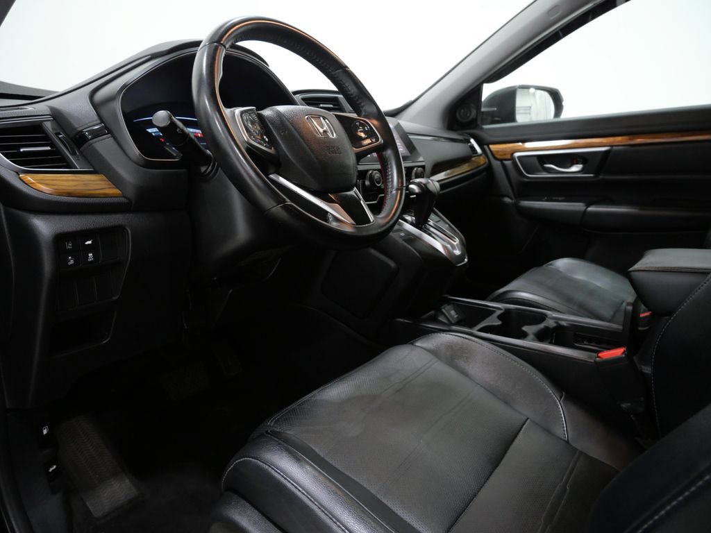 Used 2018 Honda CR-V Touring image 12