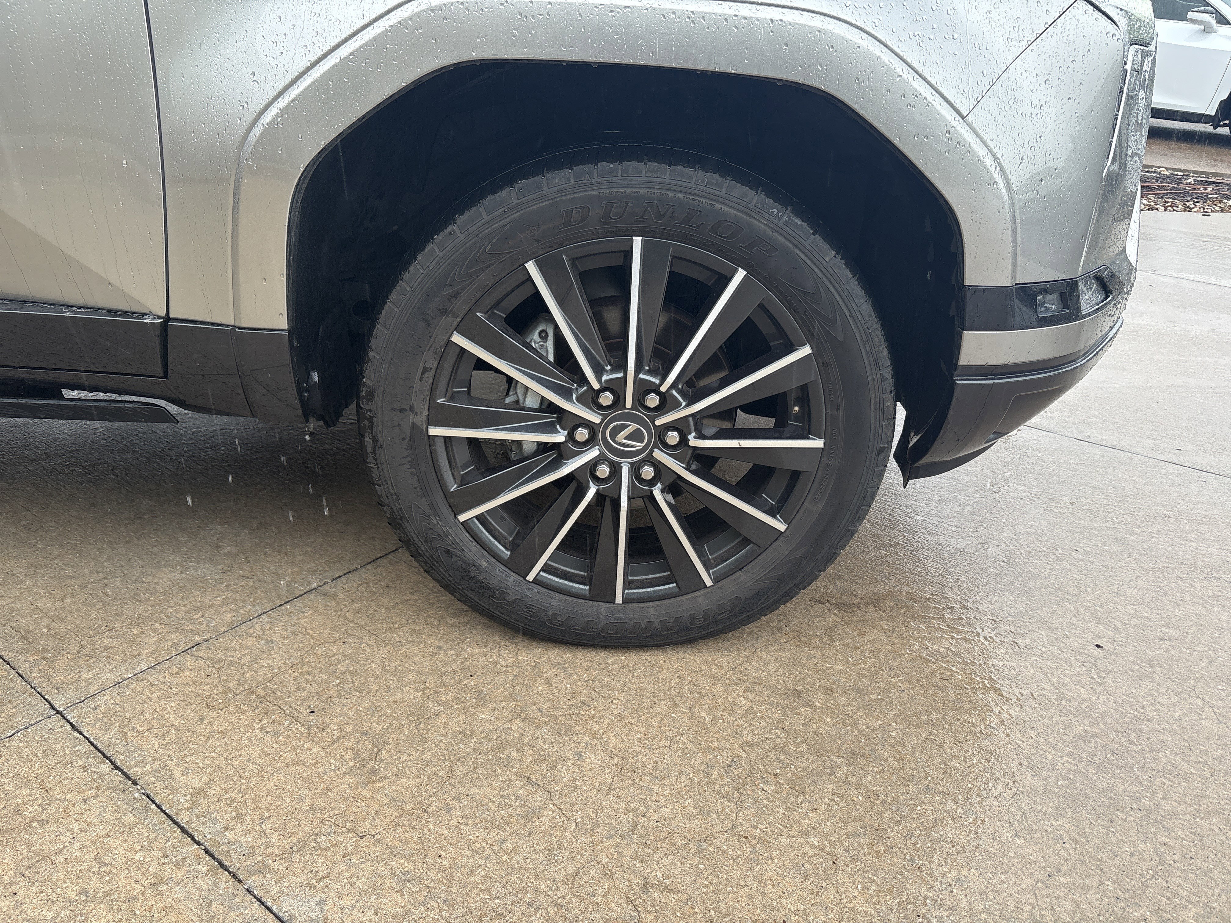 Certified 2024 Lexus GX 550 w/ Accessory Package (31) AWD/4WD image 13