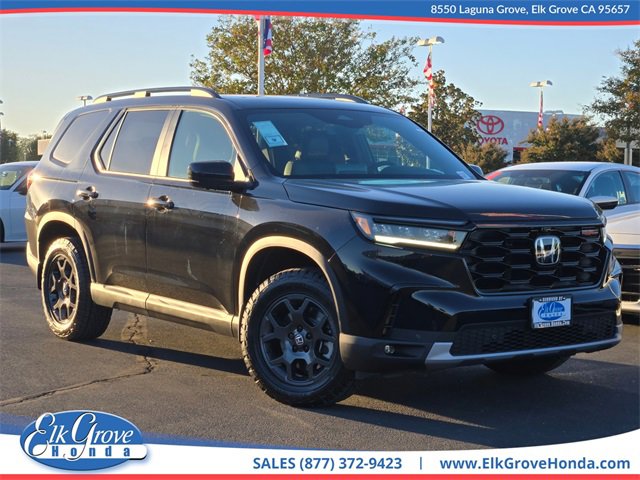 New 2025 Honda Pilot TrailSport