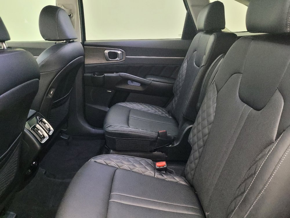Used 2021 Kia Sorento SX Prestige AWD/4WD image 18