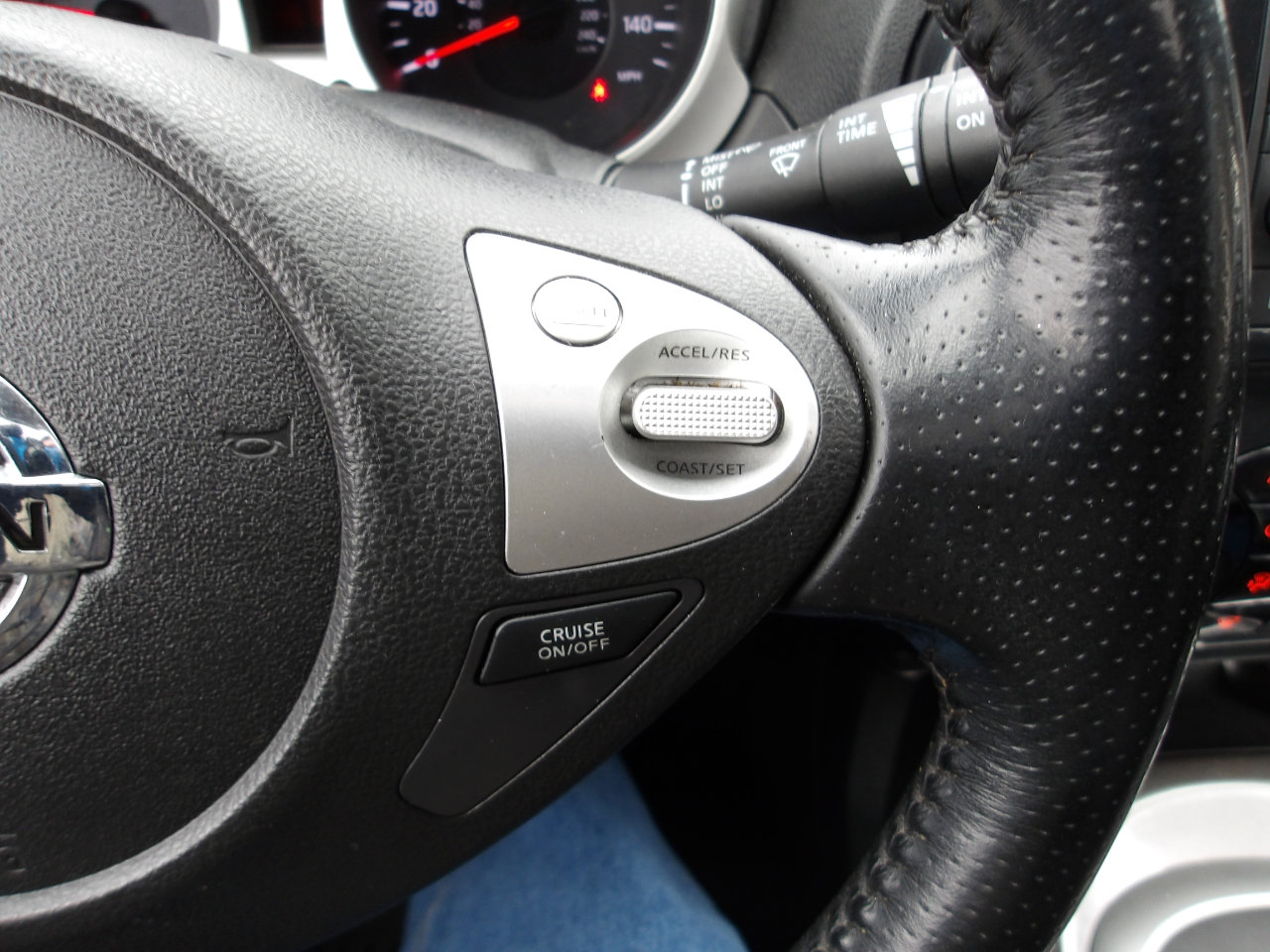 Used 2013 Nissan Juke SL w/ Chrome Pkg image 17