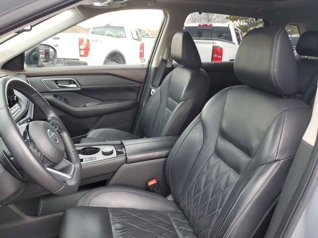 Used 2021 Nissan Rogue Platinum AWD/4WD image 17