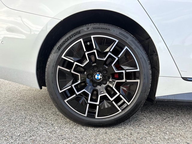 Used 2026 BMW i4 eDrive40 w/ M Sport Package RWD image 10