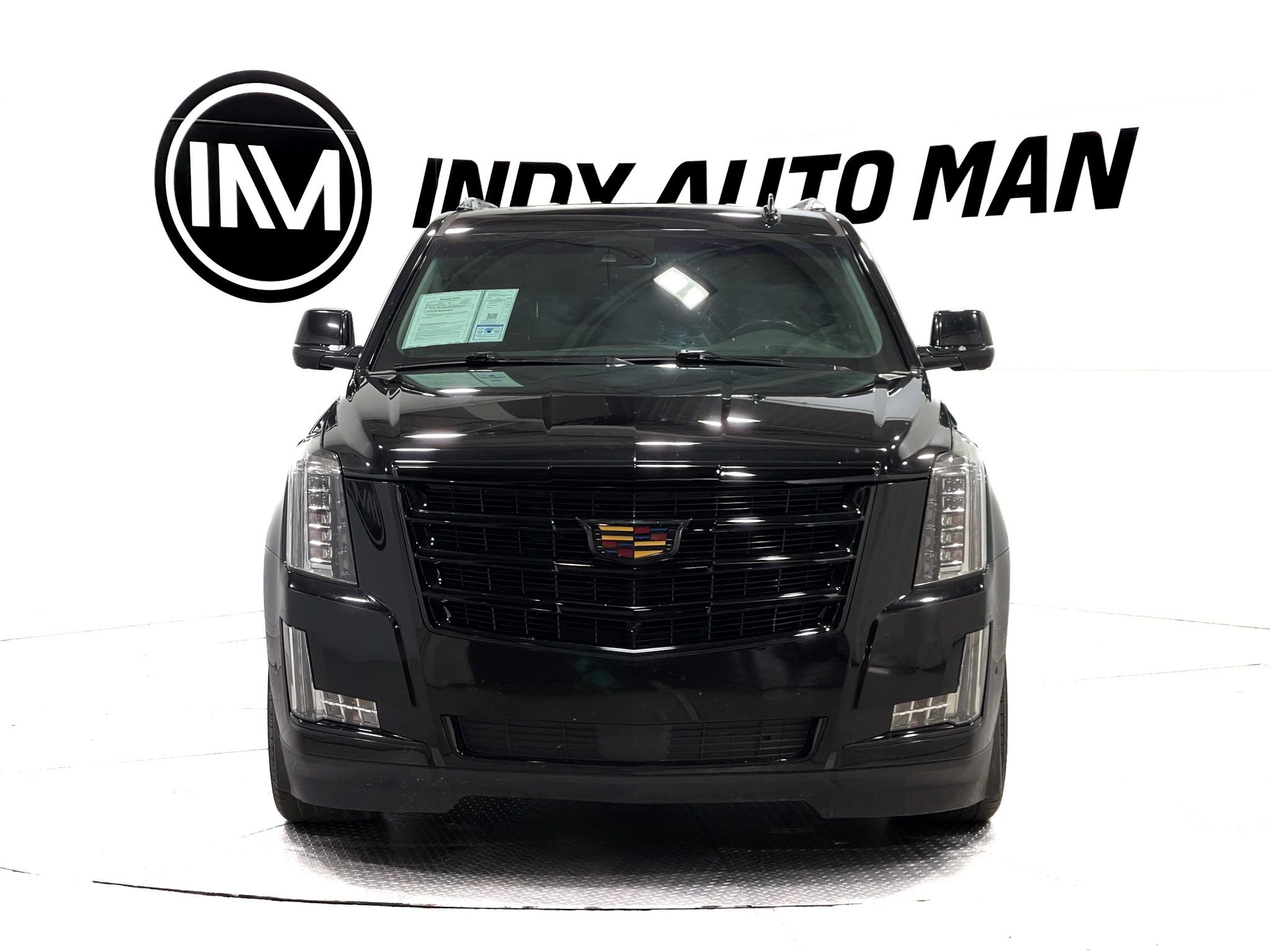 Used 2019 Cadillac Escalade ESV Premium Luxury AWD/4WD image 9