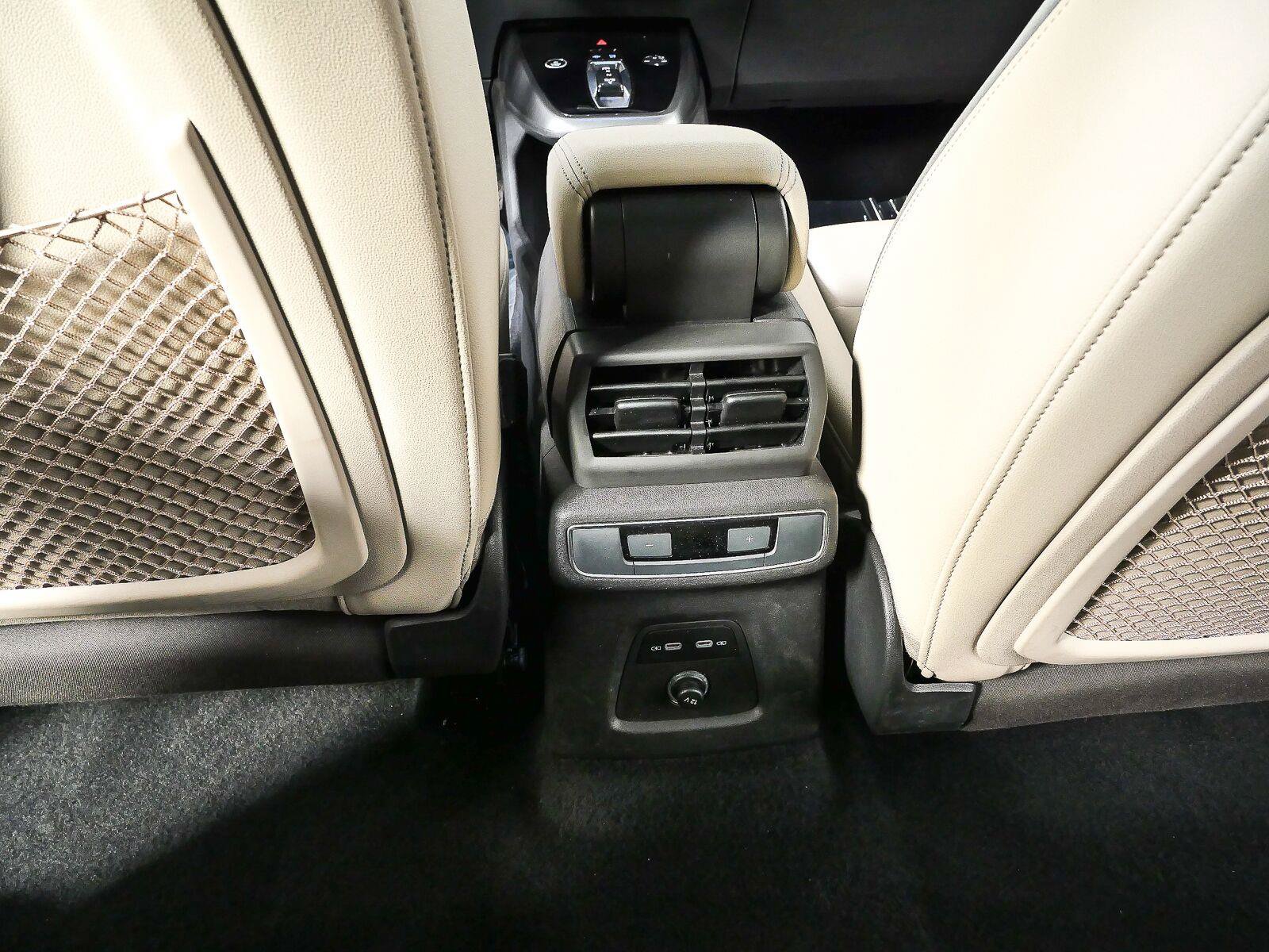 Used 2023 Audi Q4 e-tron Premium Plus w/ Premium Plus AWD/4WD image 21