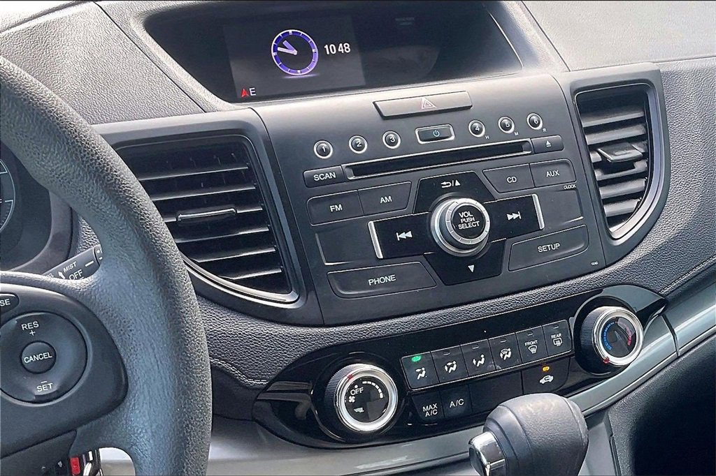 Used 2015 Honda CR-V LX image 6