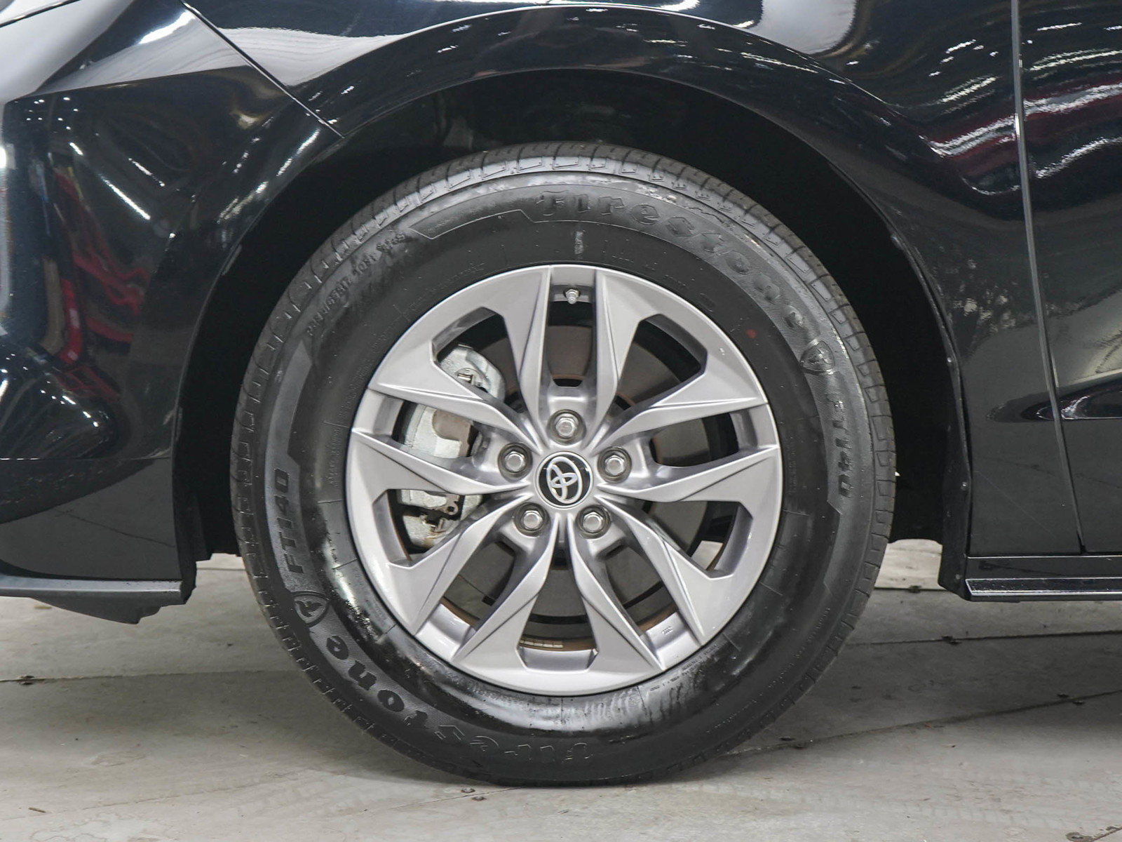 Used 2023 Toyota Sienna XLE w/ XLE Plus Package AWD/4WD image 30