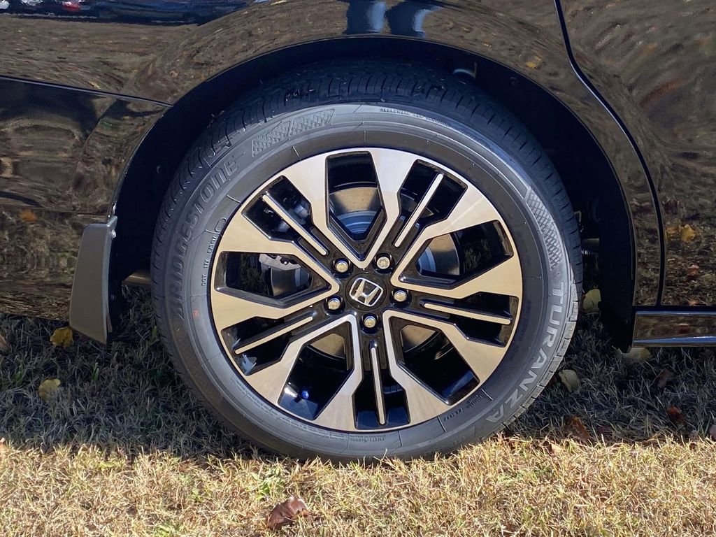 New 2026 Honda Odyssey Elite image 8