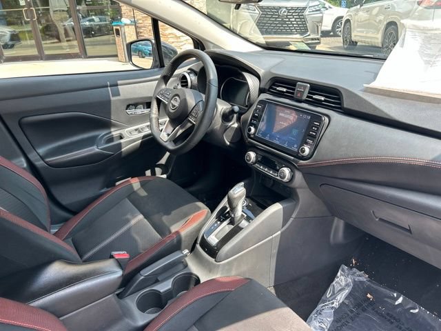 Used 2024 Nissan Versa SR FWD image 28