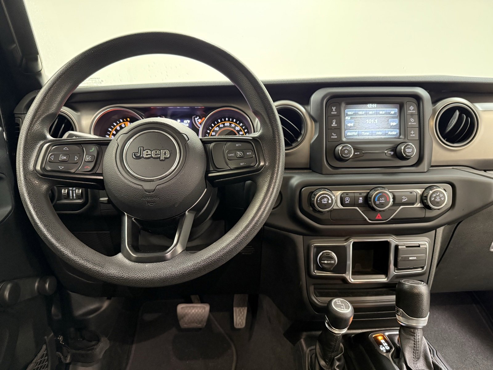 Used 2019 Jeep Wrangler Unlimited Sport image 24