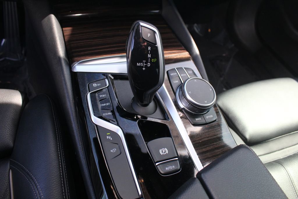 Used 2020 BMW 540i xDrive w/ Executive Package AWD/4WD image 15