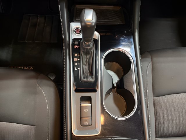 Certified 2023 Nissan Altima 2.5 SV w/ SV Premium Package AWD/4WD image 18