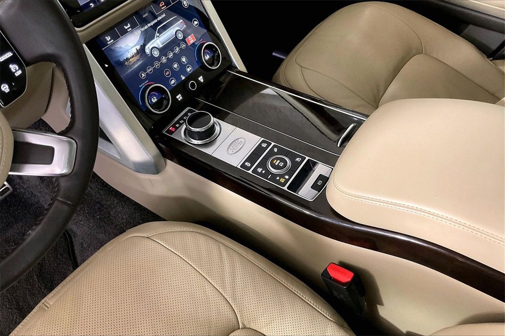 Used 2022 Land Rover Range Rover Westminster Edition image 17