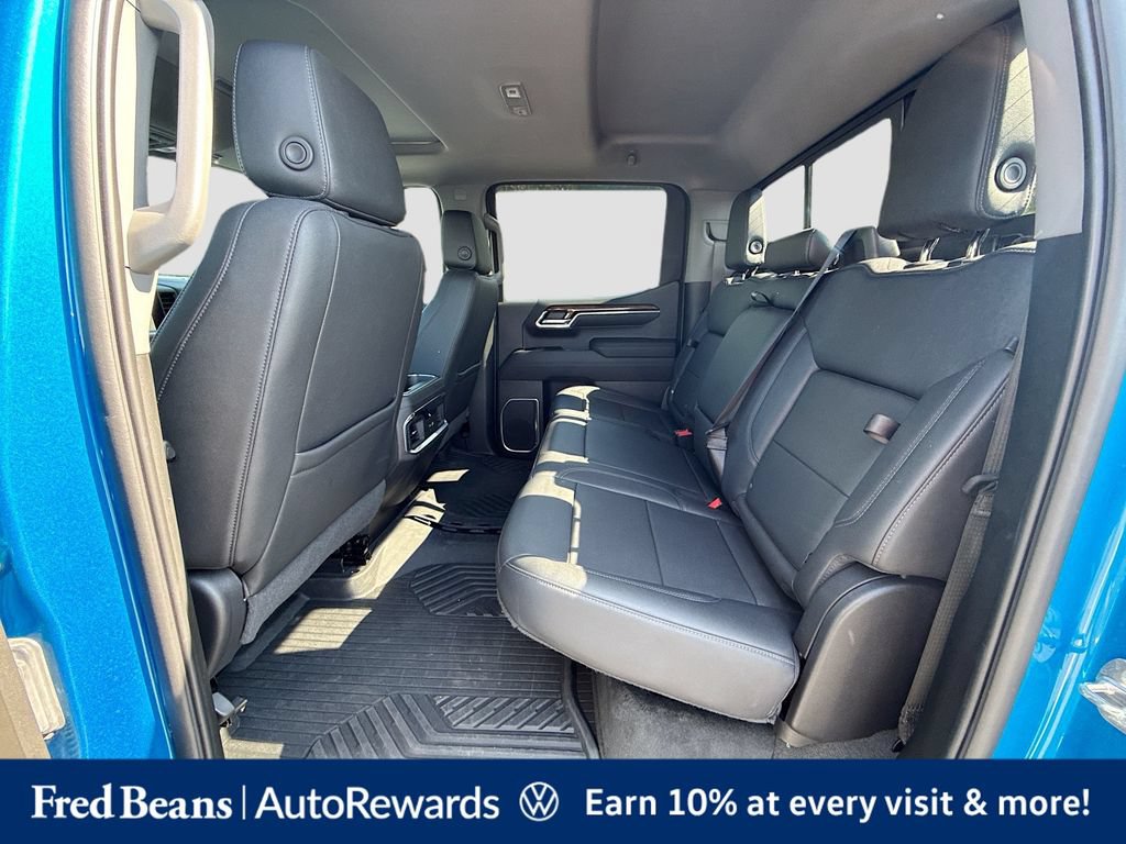 Used 2022 GMC Sierra 1500 Elevation w/ Elevation Premium Package AWD/4WD image 32